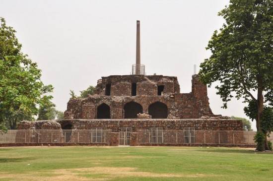 Ancient Historical Buildings of Delhi