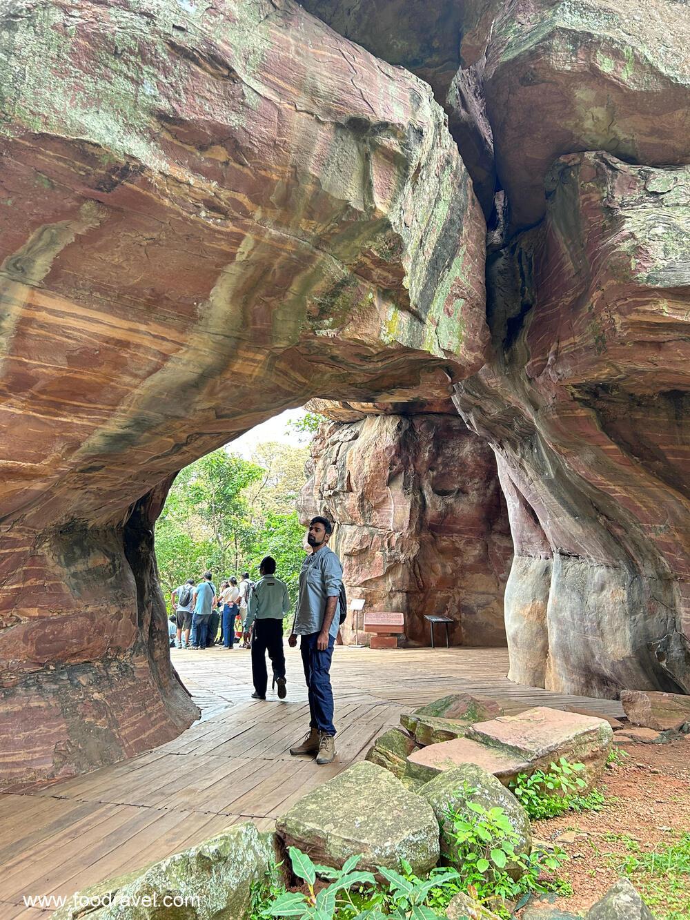 bhimbekta caves