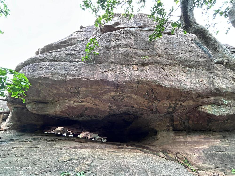 bhimbekta rock shelter