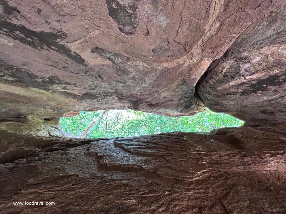 bhimbekta rock shelter