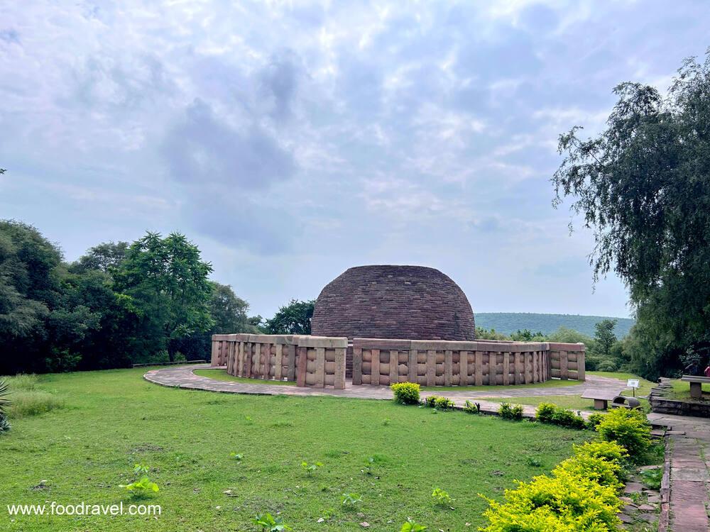 sanchi stupa