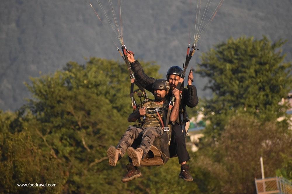 paragliding in bir